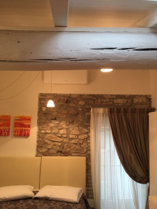 Doppia Standard la Dogana
